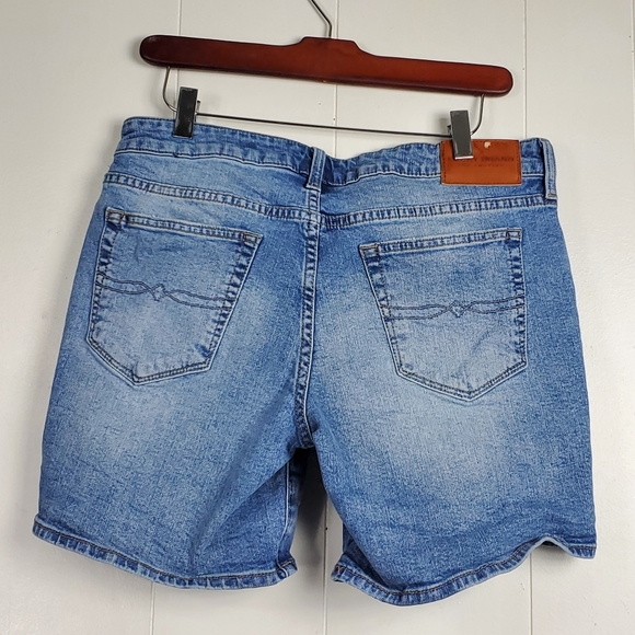 Lucky Brand factory distressed shorts size 8 / 29 - Picture 3 of 11
